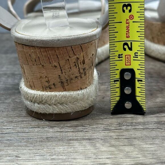 Marc Fisher~Women's~”Fayme” Flatform Tan Sandals~Size 9.5M - Picture 5 of 10